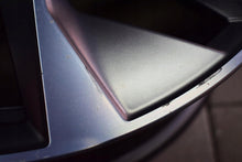 Laden Sie das Bild in den Galerie-Viewer, 1x Alufelge 16 Zoll 7.0&quot; 5x100 46ET Matt Grau 6V0601025N Skoda Fabia Iii