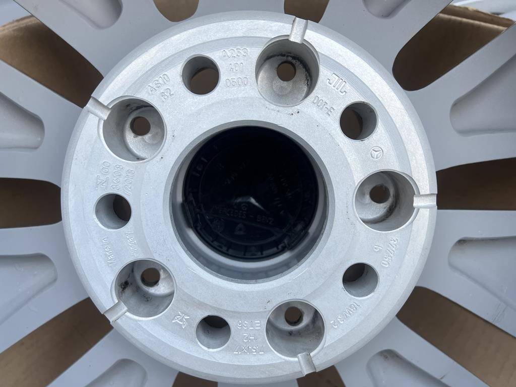4x Alufelge 17 Zoll 7.5" 5x112 36ET A2534010500 Mercedes-Benz W213 W211 W204 FEL4117400699kz