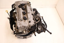 Laden Sie das Bild in den Galerie-Viewer, Motor Toyota 2AR-FXE 2.5 54TKm Benzin Engine Komplett