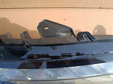 Load image into Gallery viewer, Frontscheinwerfer Mitsubishi Eclipse Cross EDM922-06010 Full LED Rechts