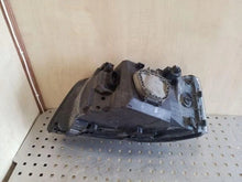 Load image into Gallery viewer, Frontscheinwerfer VW Transporter V 0301191302 1305235738 Rechts Headlight SCH3398573759dd