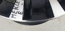 Laden Sie das Bild in den Galerie-Viewer, 1x Alufelge 18 Zoll 8.0&quot; 5x112 43ET Glanz A2134013700 Mercedes-Benz Rim Wheel