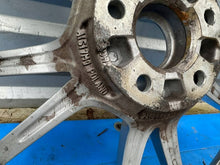 Laden Sie das Bild in den Galerie-Viewer, 1x Alufelge 17 Zoll 8B3601025A Audi A5 Rim Wheel FEL8222143210zf