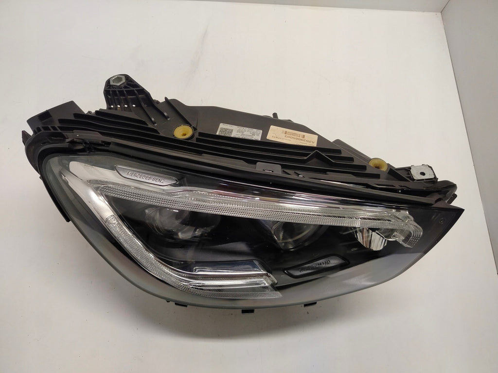 Frontscheinwerfer Mercedes-Benz Glc A2539065003 A2539064903 Rechts oder Links SCH6376802306aa