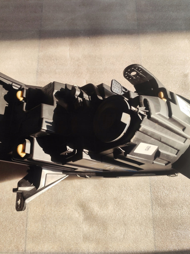 Frontscheinwerfer Dacia Sandero III 260606033R Links Scheinwerfer Headlight SCH3686931430zf
