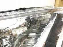 Laden Sie das Bild in den Galerie-Viewer, Frontscheinwerfer Ford Ranger 13D155 Xenon Links Scheinwerfer Headlight SCH1293700337dx