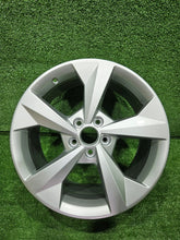 Laden Sie das Bild in den Galerie-Viewer, 1x Alufelge 18 Zoll 8.0" 5x112 8Y0601025J Audi Rim Wheel FEL2104268409cu