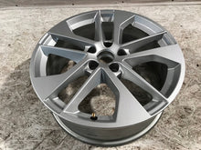 Laden Sie das Bild in den Galerie-Viewer, 1x Alufelge 18 Zoll 7.0" 5x112 45ET 81A601025E Audi Q2 Rim Wheel FEL9285564972dp