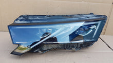 Laden Sie das Bild in den Galerie-Viewer, Frontscheinwerfer Skoda Octavia IV 5E4941035 Full LED Links Headlight SCH1387882157of