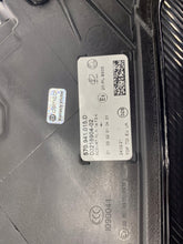 Laden Sie das Bild in den Galerie-Viewer, Frontscheinwerfer Skoda Karoq 57B941015D LED Links Scheinwerfer Headlight SCH9204702826gj