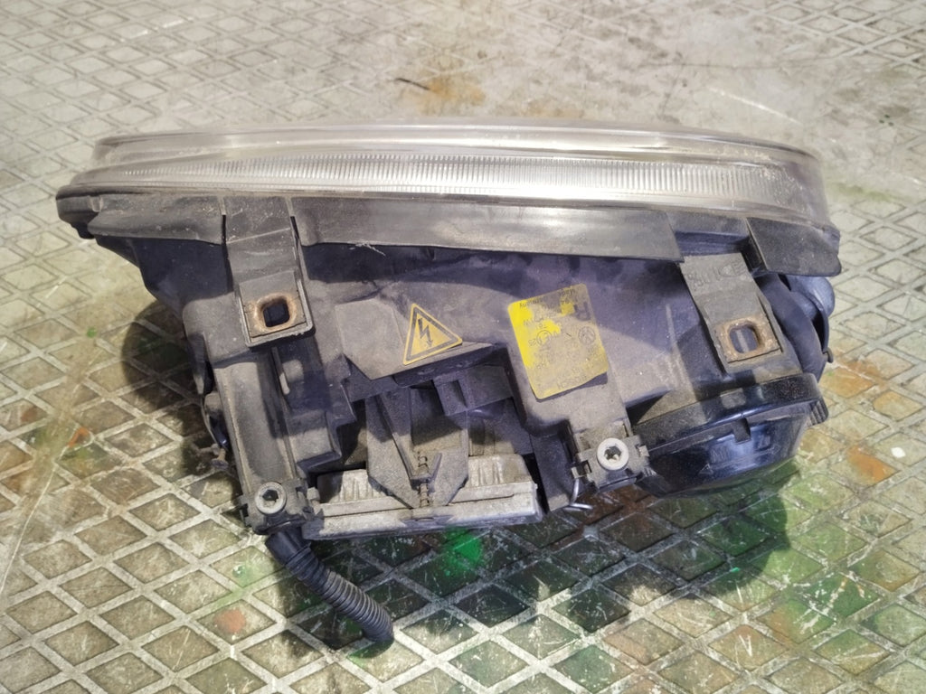 Frontscheinwerfer VW Golf IV 1J1941016P Xenon Rechts Scheinwerfer Headlight SCH8037321266vb