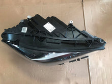 Laden Sie das Bild in den Galerie-Viewer, Frontscheinwerfer Mercedes-Benz Cla A1189060801 LED Rechts Headlight SCH3798242482lm