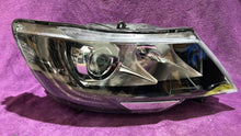 Laden Sie das Bild in den Galerie-Viewer, Frontscheinwerfer Skoda Superb II 3T1941016H 3T1941018H Xenon Rechts Headlight SCH2663960675ts