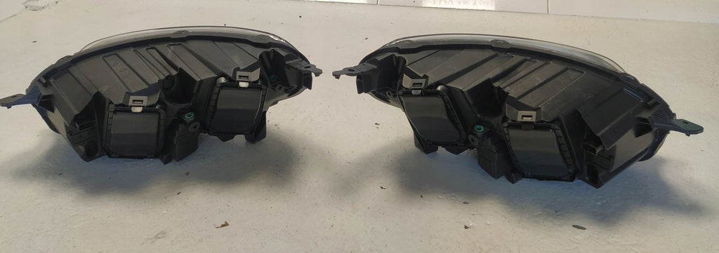 Frontscheinwerfer Peugeot Expert Traveller 9832837580 Ein Satz Headlight SCH6448601849ob