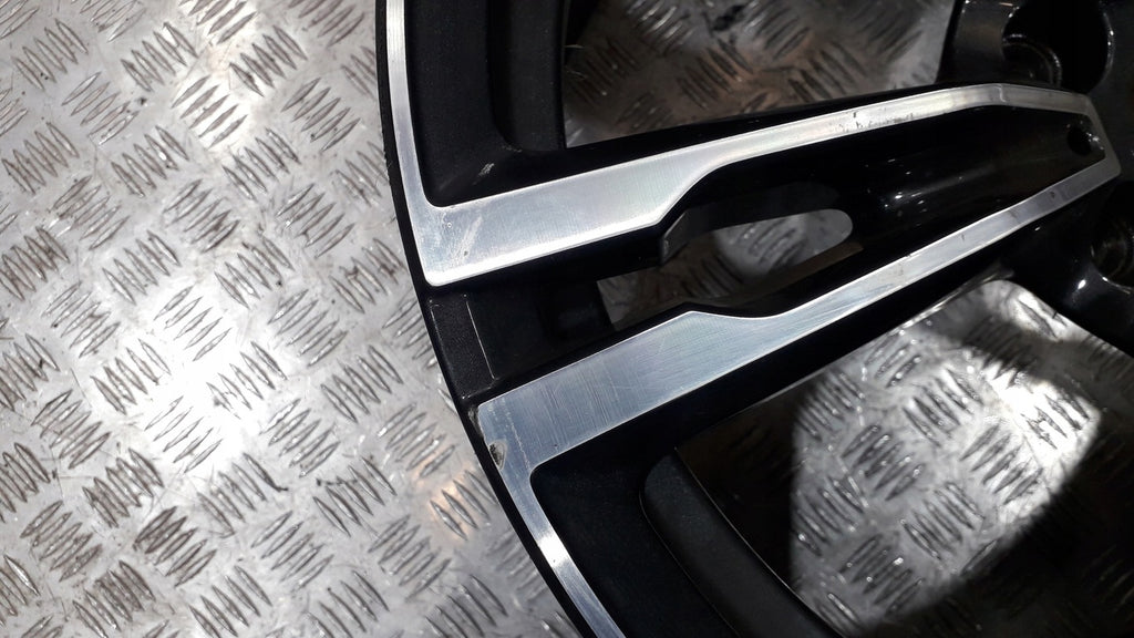 1x Alufelge 19 Zoll 10.5" 5x112 28ET 7857076 BMW 5 F90 Rim Wheel