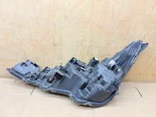 Load image into Gallery viewer, Frontscheinwerfer Toyota Corolla 81110-02S60 Rechts Scheinwerfer Headlight SCH7780182823us