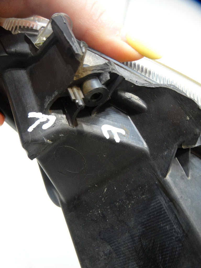 Frontscheinwerfer Mazda 2 P6516 Rechts Scheinwerfer Headlight