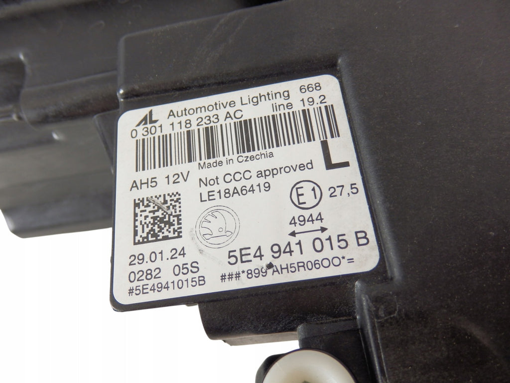 Frontscheinwerfer Skoda Octavia IV 5E4941015 85122000 LED Links Headlight SCH4884078378ue