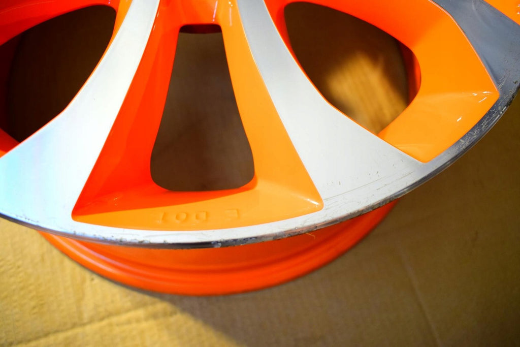 1x Alufelge 17 Zoll 7.0" 5x114.3 47ET Glanz Rot KE409-1K200 Nissan Juke F15