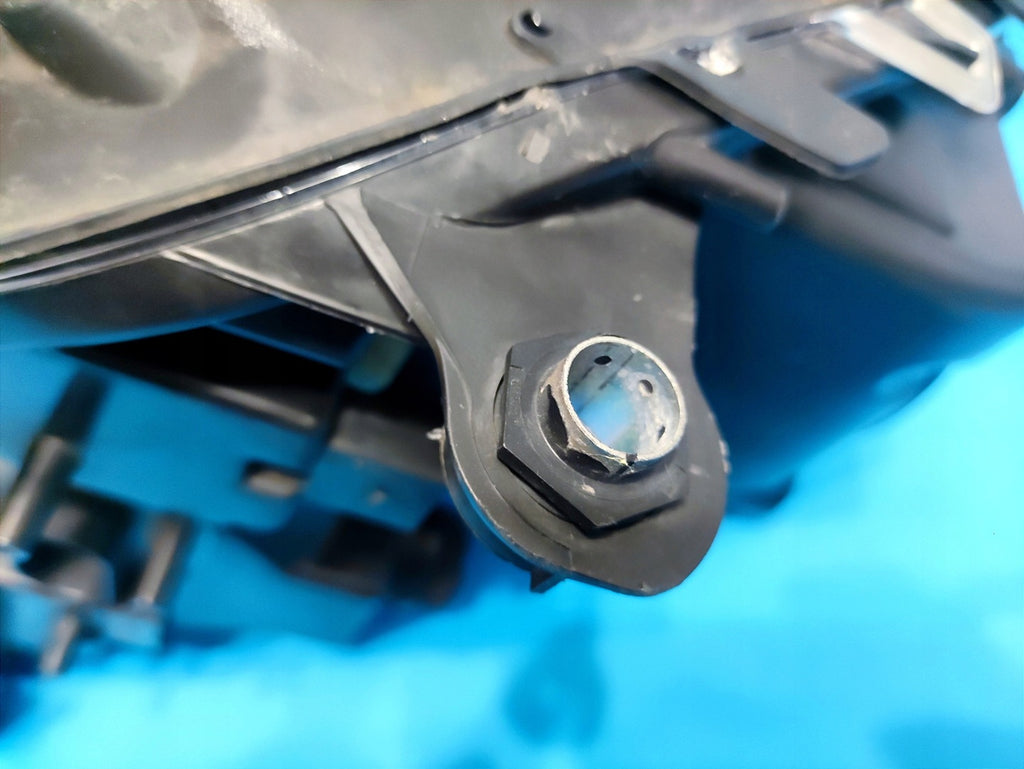 Frontscheinwerfer Mercedes-Benz W164 A1648203759 Bi-Xenon Links Headlight SCH6695687726kl
