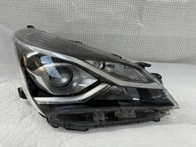 Load image into Gallery viewer, Frontscheinwerfer Toyota Yaris LED Rechts Scheinwerfer Headlight