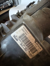 Laden Sie das Bild in den Galerie-Viewer, Frontscheinwerfer Renault Megane II 7701064023 Xenon Ein Satz Headlight SCH9328818719wb