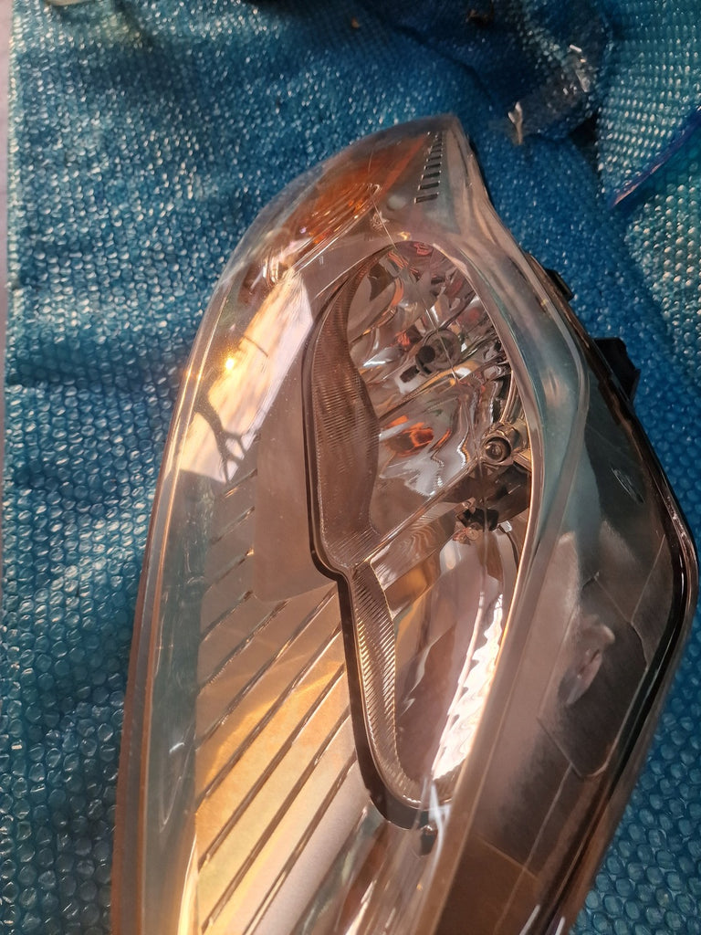 Frontscheinwerfer Ford Mondeo Rechts Scheinwerfer Headlight