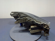 Load image into Gallery viewer, Frontscheinwerfer Ford LJ8B13E015EF Links Scheinwerfer Headlight SCH1342159093tk