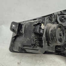 Laden Sie das Bild in den Galerie-Viewer, Frontscheinwerfer Renault Trafic III 260109424R Rechts Scheinwerfer Headlight SCH3801277883vi