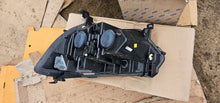 Load image into Gallery viewer, Frontscheinwerfer Renault Master III 260105567R LED Rechts Headlight SCH9220466101mg