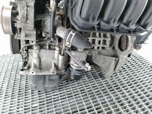 Laden Sie das Bild in den Galerie-Viewer, Motor Toyota Avensis 3ZZ 1.6 VVTI 2001 Benzin Engine Komplett MOT9836096313kz