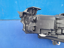 Laden Sie das Bild in den Galerie-Viewer, Frontscheinwerfer Mazda 3 BCJH51030 LED Rechts Scheinwerfer Headlight