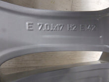 Laden Sie das Bild in den Galerie-Viewer, 1x Alufelge 17 Zoll 7.0" 5x112 42ET Silber 8W0601025P Audi A4 B9 Rim Wheel FEL3488815652eu
