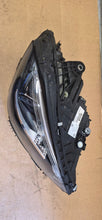 Laden Sie das Bild in den Galerie-Viewer, Frontscheinwerfer Mercedes-Benz W206 S206 A2069065404 Rechts Headlight SCH3173911346fu