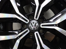 Load image into Gallery viewer, 4x Alufelge 17 Zoll 7.0" 5x112 40ET Glanz Silber 3G0601025 VW Passat B8 Arteon FEL1525352785gz