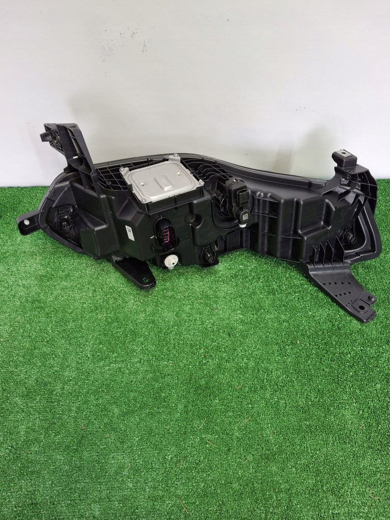 Frontscheinwerfer Renault Megane E-Tech 260607213R LED Links Headlight SCH3071003944sj