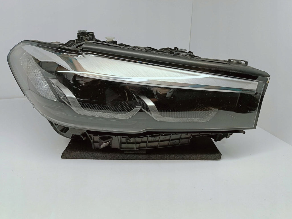 Frontscheinwerfer BMW 5 G31 G30 MDE15076A 5A388C3041EX2640 Rechts oder Links SCH9933917555az