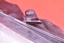 Laden Sie das Bild in den Galerie-Viewer, Frontscheinwerfer Opel Astra 13253651 FALSE Scheinwerfer Headlight SCH6638033106ea