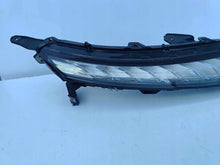 Laden Sie das Bild in den Galerie-Viewer, Frontscheinwerfer Mitsubishi Eclipse Cross EDM922-06010 LED Rechts Headlight