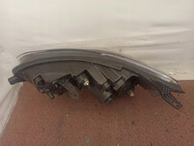 Load image into Gallery viewer, Frontscheinwerfer Renault Kadjar 260101637 Full LED Rechts Headlight SCH4442366483tl