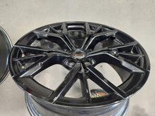 Load image into Gallery viewer, 1x Alufelge 19 Zoll 8.0" 5x112 30ET Glanz 8747234 BMW 5 G31 G30 Rim Wheel FEL1610074882qh