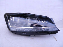 Load image into Gallery viewer, Frontscheinwerfer Skoda Fabia III 6V1941016F 030111523201LE17A6402 LED Rechts SCH2298769263hs