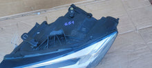 Laden Sie das Bild in den Galerie-Viewer, Frontscheinwerfer Audi Q2 81A941033 LED Links Scheinwerfer Headlight