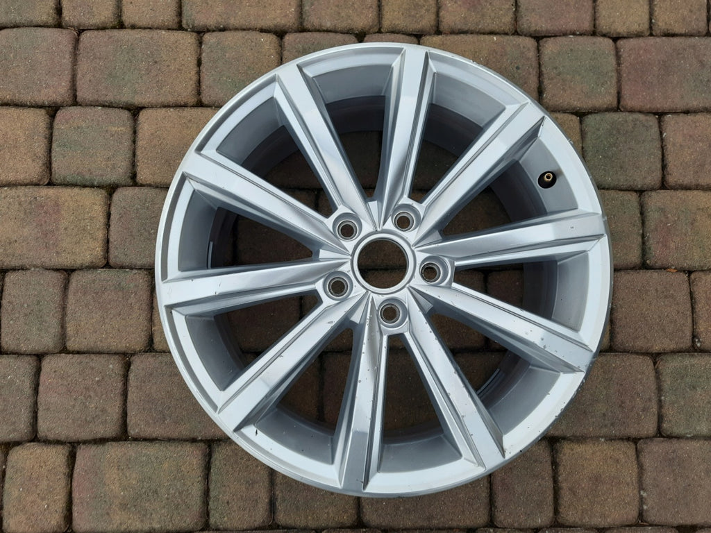 1x Alufelge 17 Zoll 7.0" 5x112 45ET Silber 3G0601025 VW Passat B8 Rim Wheel FEL2425347068ab