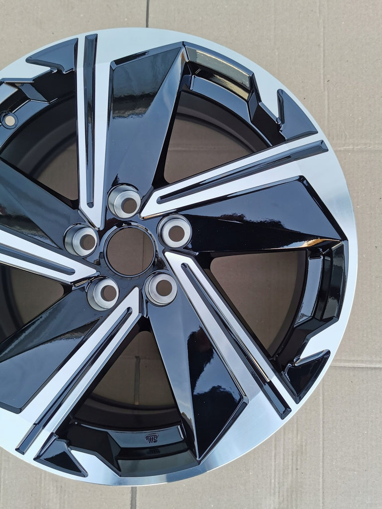 1x Alufelge 18 Zoll 7.0" 5x114.3 38ET 4250G472 Mitsubishi Eclipse Cross