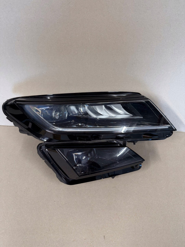 Frontscheinwerfer Skoda Kodiaq 566941016H Rechts Scheinwerfer Headlight SCH9236691605zc