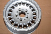 Load image into Gallery viewer, 1x Alufelge 14 Zoll 6.5&quot; 5x120 1125695 BMW E28 E24 E23 Rim Wheel