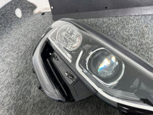 Laden Sie das Bild in den Galerie-Viewer, Frontscheinwerfer Renault Master Megane IV I Kombi 260108478R LED Rechts SCH1293044223po
