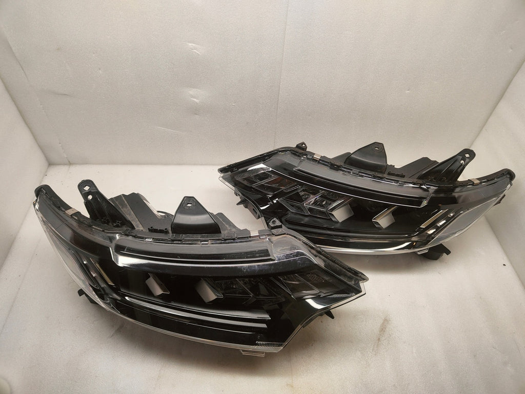 Frontscheinwerfer Mitsubishi Outlander III ECM921-21E20 LED Rechts oder Links