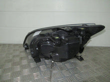 Load image into Gallery viewer, Frontscheinwerfer Ford Focus 4M51-13W029-EE Xenon Rechts Scheinwerfer Headlight SCH3907489066qz